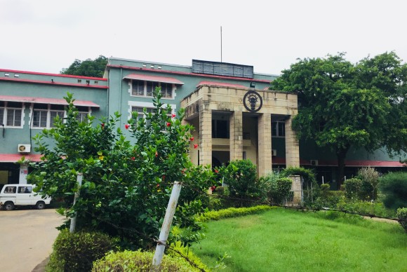 Gajra Raja Medical College Building