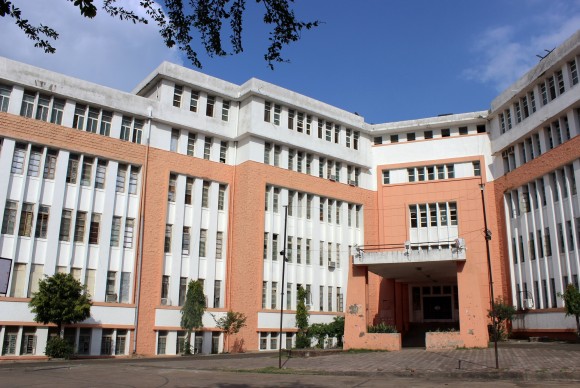 Gandhi Medical College Bhopal Building