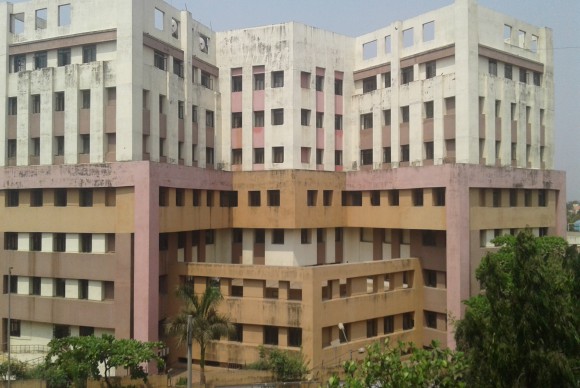 HBT Medical College Building