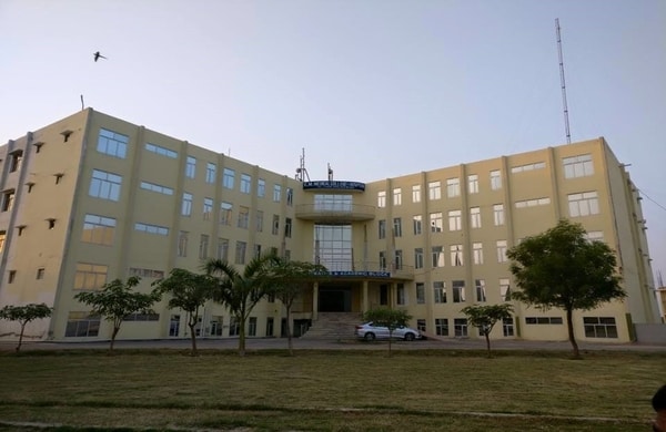 Krishna Mohan Medical College Building