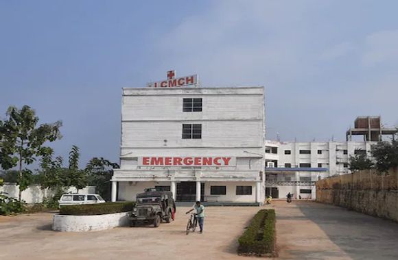 Laxmi Chandravanshi Medical College Building