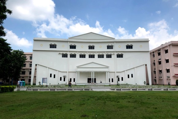 Mata Gujri Memorial Medical College Building