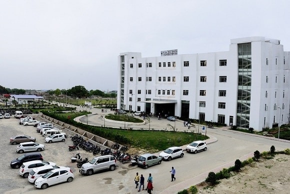 TS Misra Medical College Building