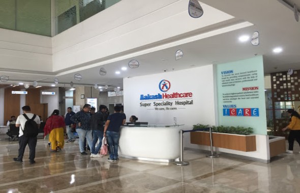 Aakash Healthcare Super Specialty Hospital Delhi Building