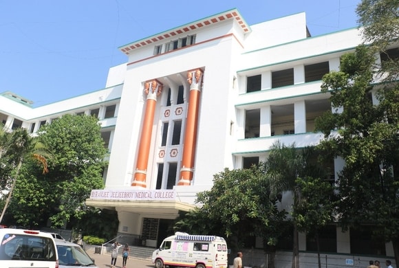 BJ Medical College Pune Building