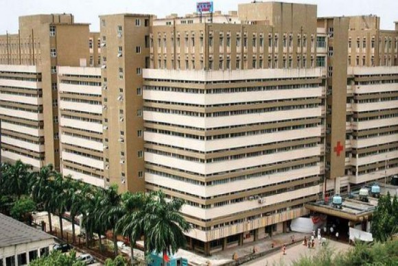Topiwala National Medical College Building