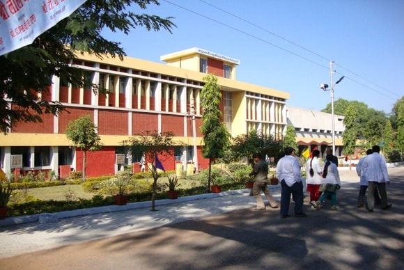 MLB Medical College Jhansi Building